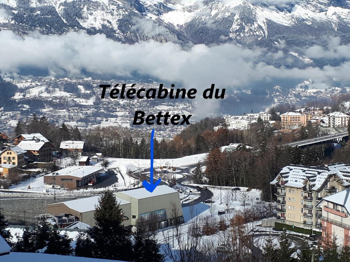Vue Magnifique: Duplex Ski Retreat with Garage and Wi-Fi Saint-Gervais-les-Bains Exterior photo